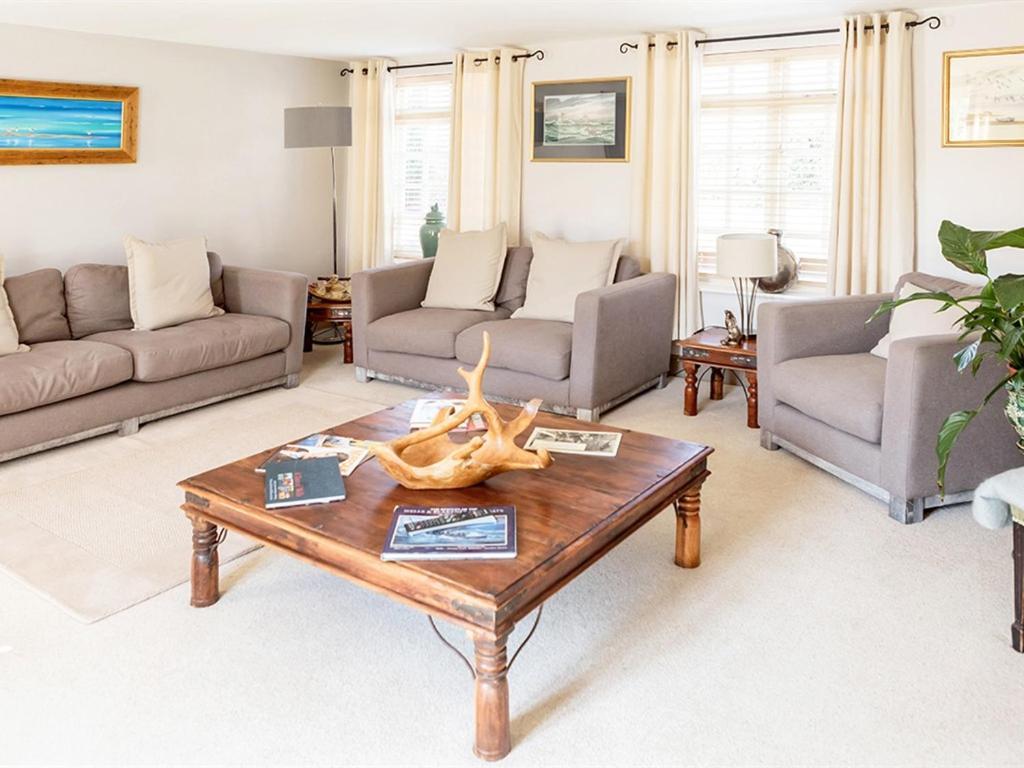 Meadow View Wighton